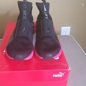 Puma Sneakers